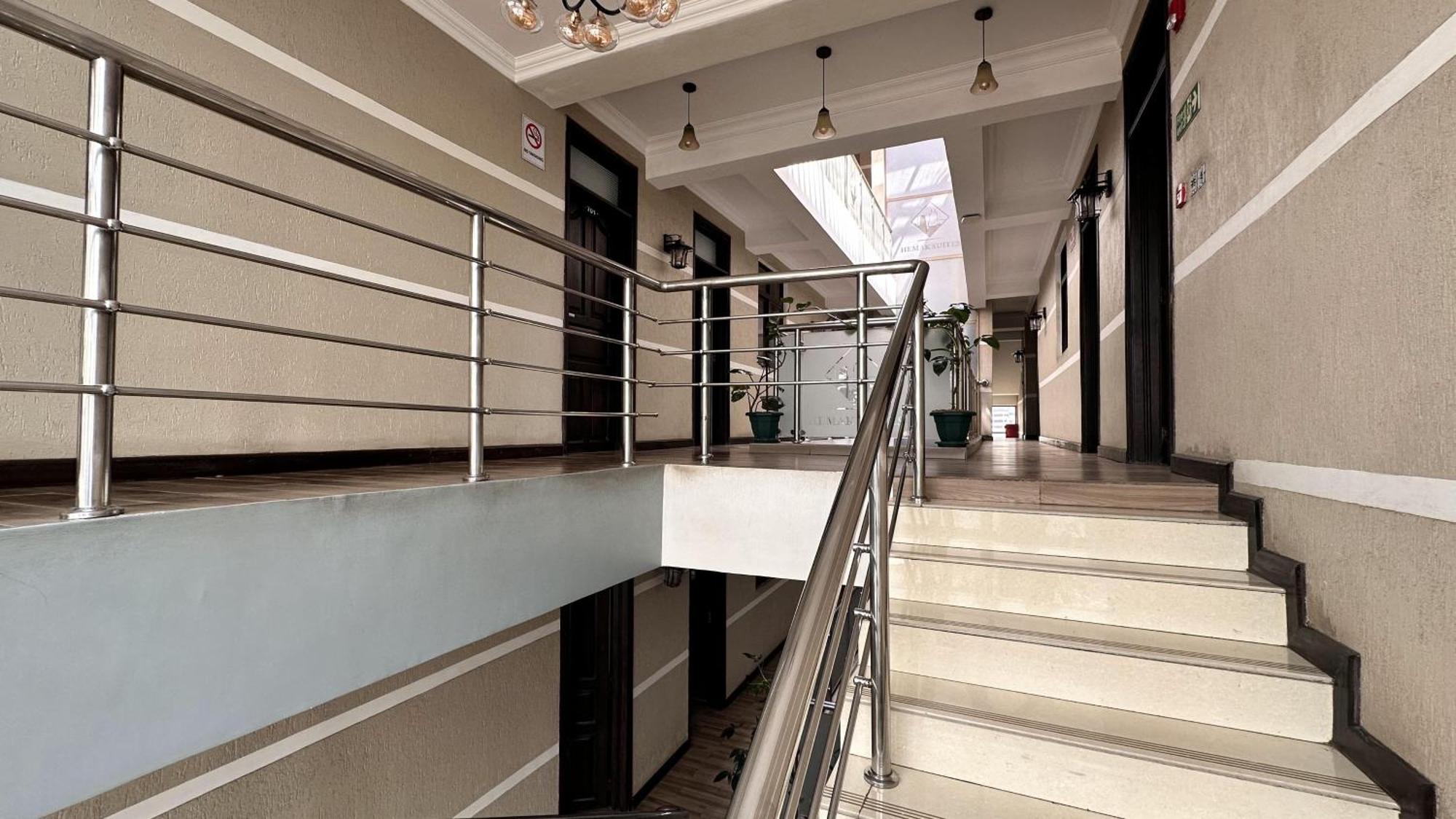 Hemak Suites Hotel Nairobi Exterior foto